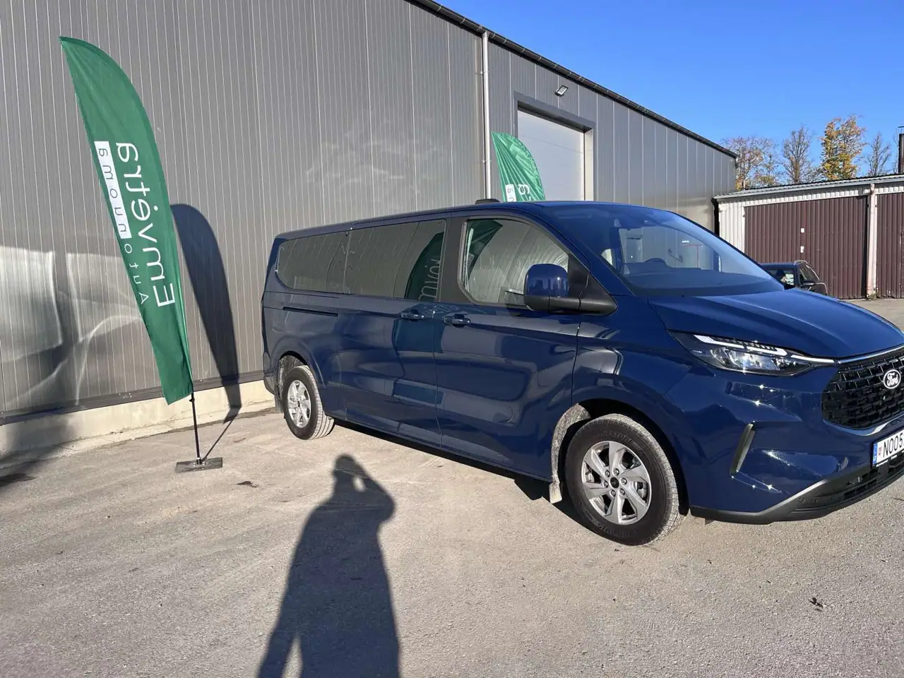 Ford Tourneo Custom 2025 · 9 vietų · automatinė – 4