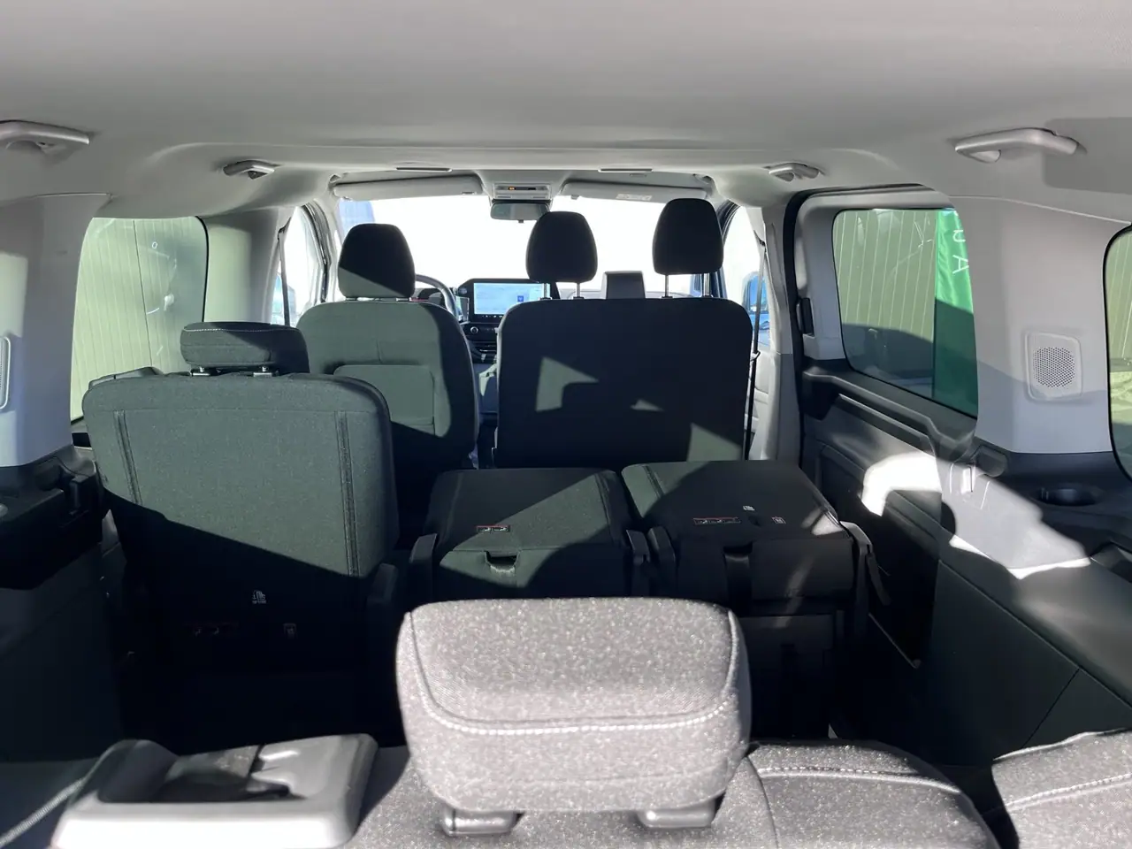 Ford Tourneo Custom 2025 · 9 vietų · automatinė – 9