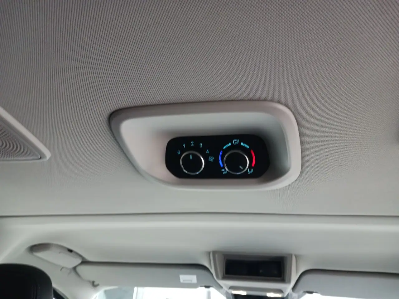 Ford Tourneo Custom 8 vietos · automatinė – 6