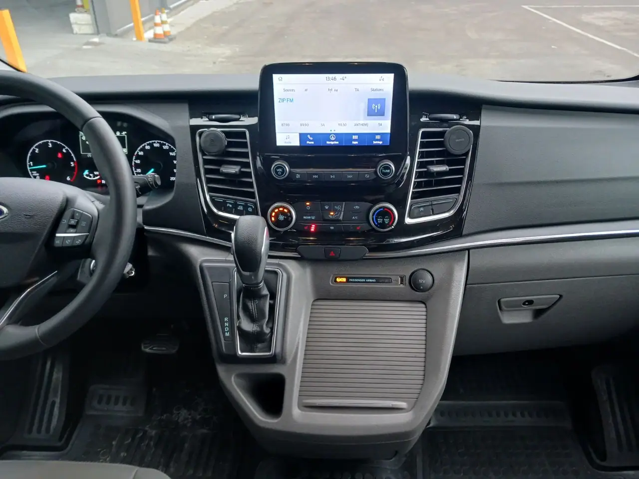 Ford Tourneo Custom 8 vietos · automatinė – 9