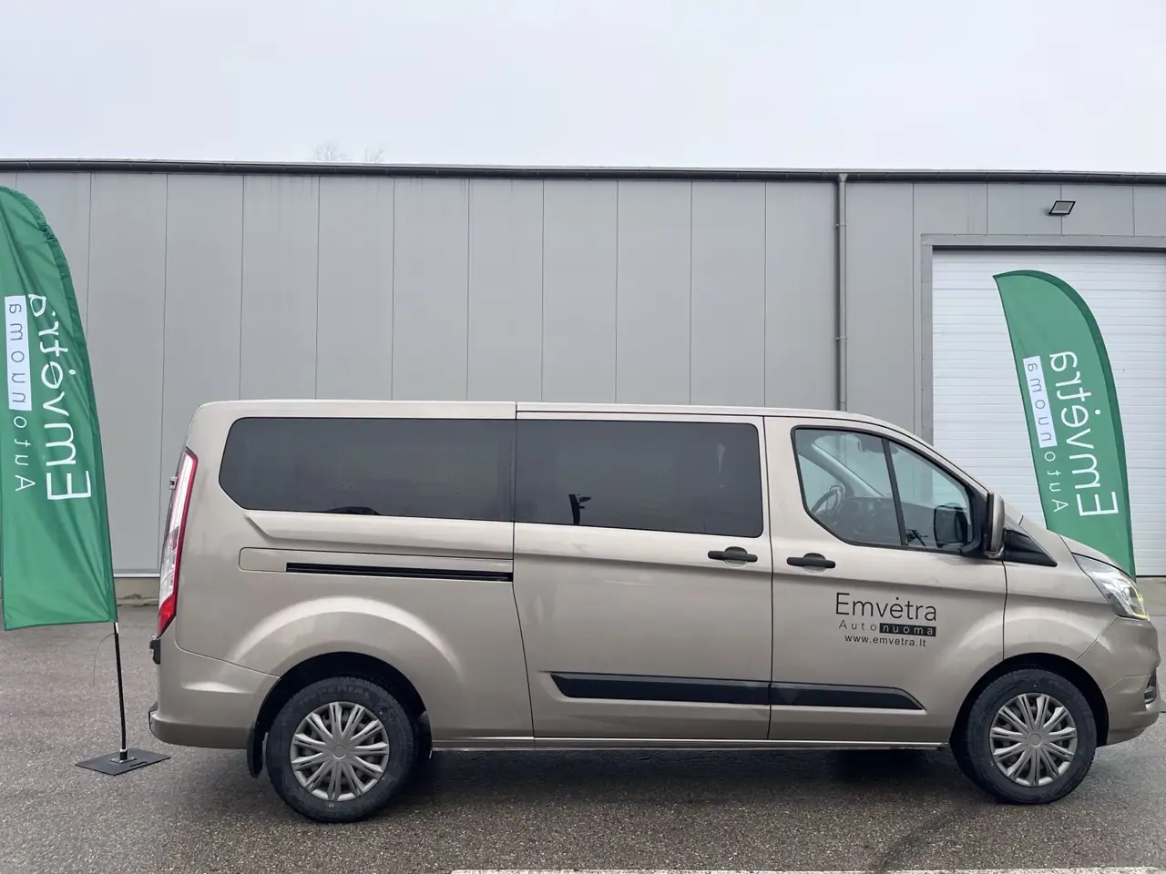 Ford Tourneo Custom 9 vietos · mechaninė – 2