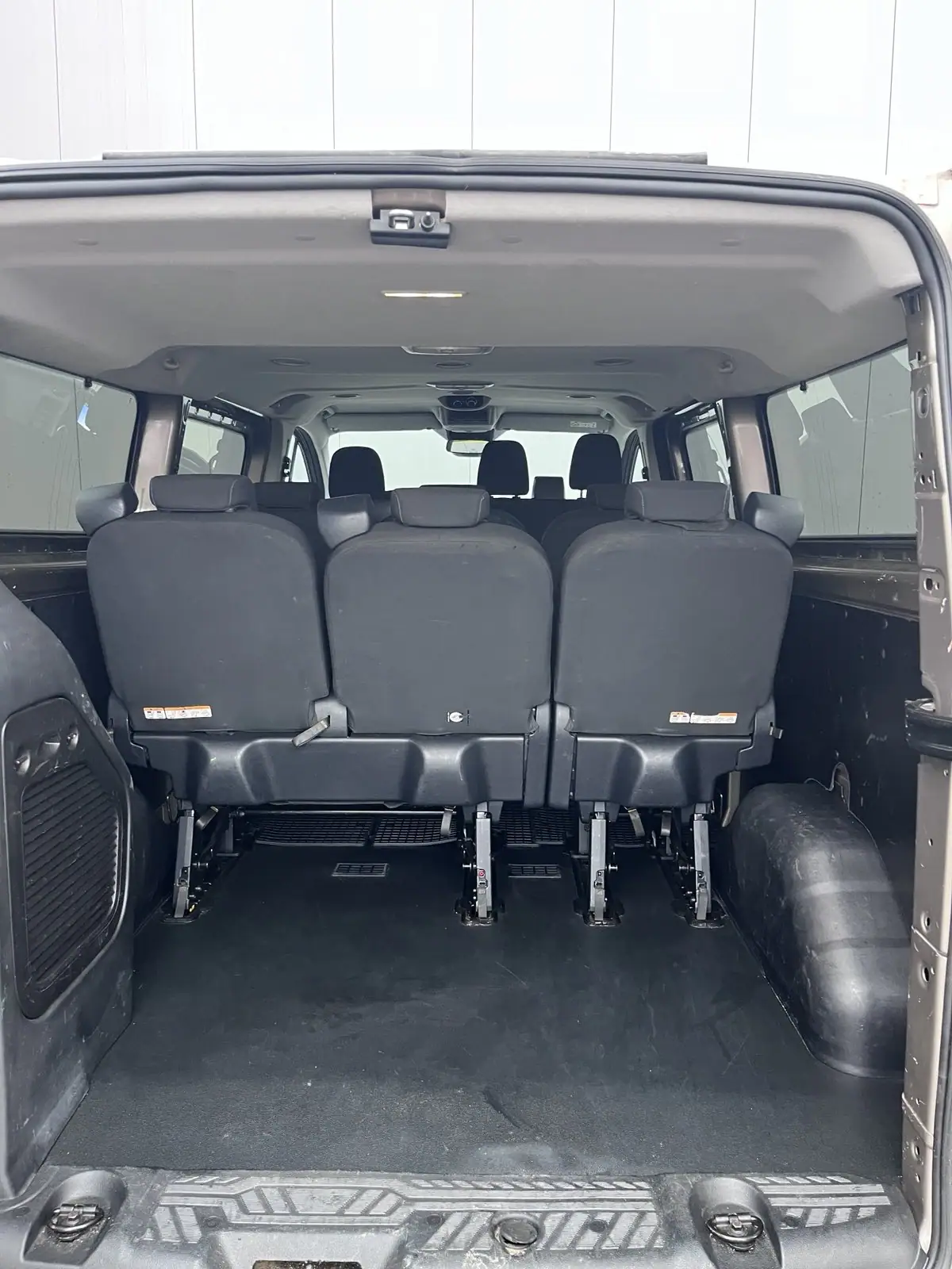 Ford Tourneo Custom 9 vietos · mechaninė – 9